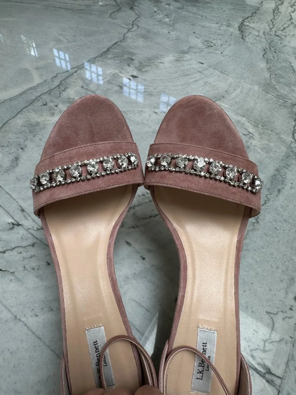 LK Bennett/ Valora Sandal/ Pink Suede w Crystals/ Size 39 (US-8.5) / Worn Once!